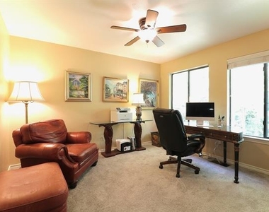 120 Sceptre Drive - Photo Thumbnail 12