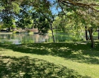 120 Sceptre Drive - Photo Thumbnail 1