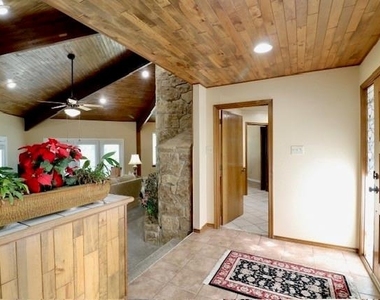 120 Sceptre Drive - Photo Thumbnail 20