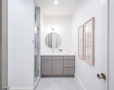 3428 Daniel Avenue - Photo Thumbnail 31