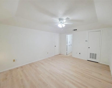 205 Mccarley Place - Photo Thumbnail 13