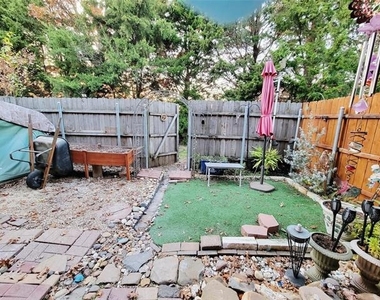 205 Mccarley Place - Photo Thumbnail 21