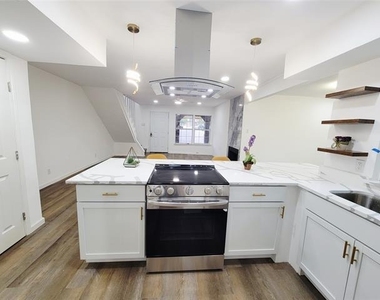 205 Mccarley Place - Photo Thumbnail 23