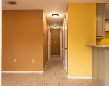 4938 Blue Water Circle - Photo Thumbnail 3