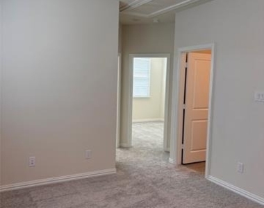 416 4th Street - Photo Thumbnail 11