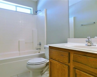 3721 Calvert Lane - Photo Thumbnail 23