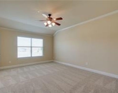 4679 Edith Street - Photo Thumbnail 20