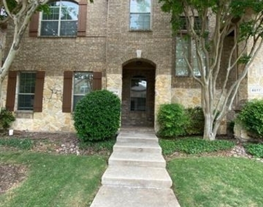 4679 Edith Street - Photo Thumbnail 2