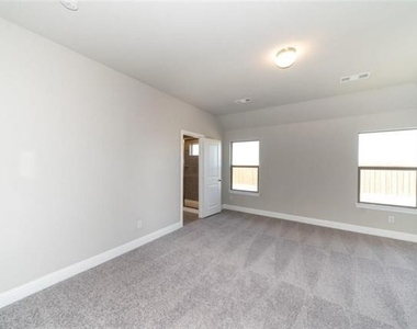 3712 Holley Ridge Way - Photo Thumbnail 7