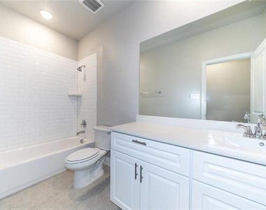 3712 Holley Ridge Way - Photo Thumbnail 13