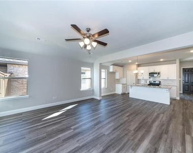 3712 Holley Ridge Way - Photo Thumbnail 6