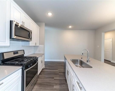 3712 Holley Ridge Way - Photo Thumbnail 3