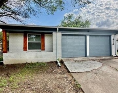 1814 Martin Luther Drive - Photo Thumbnail 19