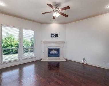 11116 Davis Mountain Road - Photo Thumbnail 3