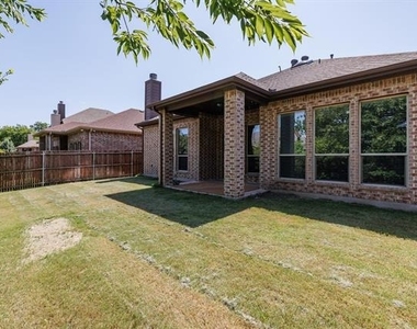 11116 Davis Mountain Road - Photo Thumbnail 2
