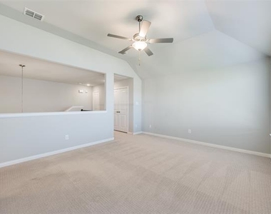 8213 Centipede Court - Photo Thumbnail 11