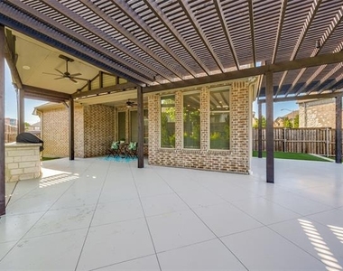 8213 Centipede Court - Photo Thumbnail 22