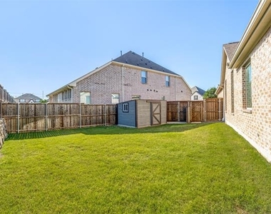 8213 Centipede Court - Photo Thumbnail 24