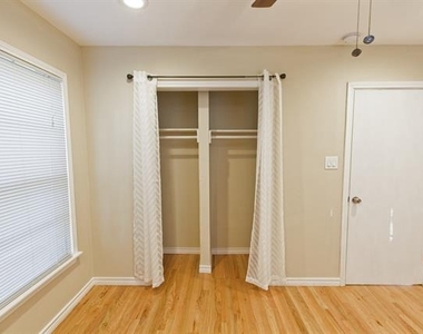 802 22nd Street - Photo Thumbnail 23