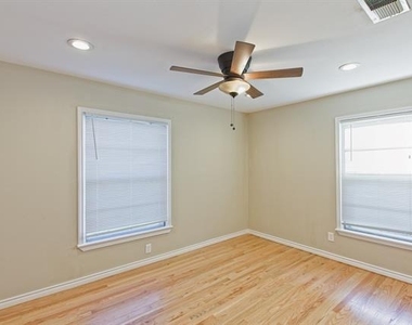 802 22nd Street - Photo Thumbnail 26
