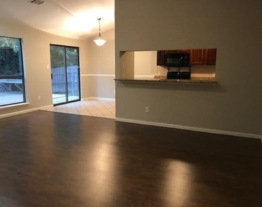 6311 Twinhill Drive - Photo Thumbnail 7