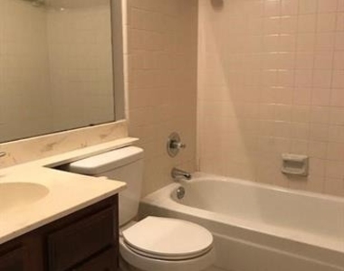 6311 Twinhill Drive - Photo Thumbnail 12