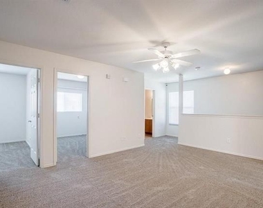 10540 Flagstaff Run - Photo Thumbnail 17