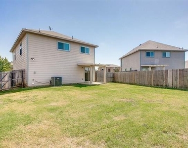 10540 Flagstaff Run - Photo Thumbnail 27