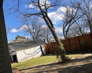 607 W Hunt Street - Photo Thumbnail 16