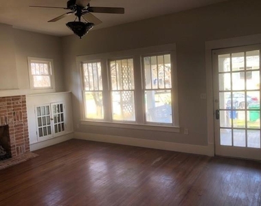 607 W Hunt Street - Photo Thumbnail 7