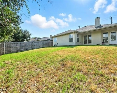 1455 Morrison Drive - Photo Thumbnail 14