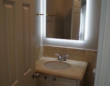 10119 Regal Park Lane - Photo Thumbnail 14
