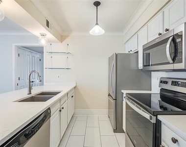 5907 E University Boulevard - Photo Thumbnail 8