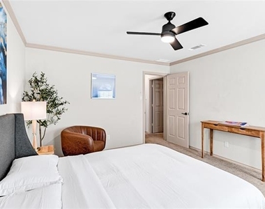5202 Heatherdale Drive - Photo Thumbnail 18