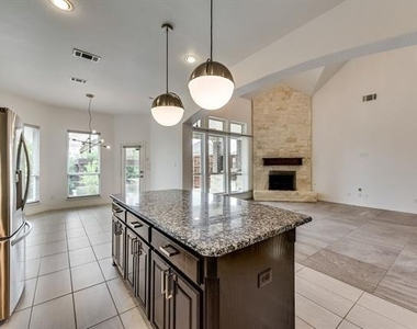 2992 Brianna Drive - Photo Thumbnail 7
