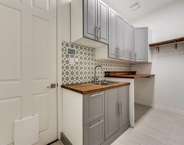 2992 Brianna Drive - Photo Thumbnail 16