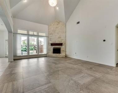 2992 Brianna Drive - Photo Thumbnail 2