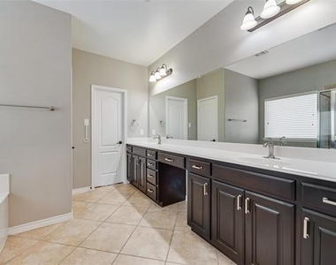 4281 Comanche Drive - Photo Thumbnail 10