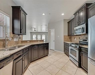 4281 Comanche Drive - Photo Thumbnail 7