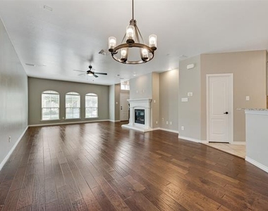 4281 Comanche Drive - Photo Thumbnail 9