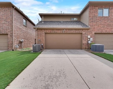 4281 Comanche Drive - Photo Thumbnail 17