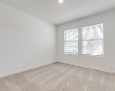 9104 Grackle Place - Photo Thumbnail 16