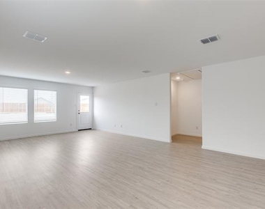 9104 Grackle Place - Photo Thumbnail 9