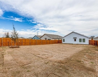9104 Grackle Place - Photo Thumbnail 21
