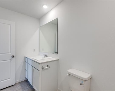 9104 Grackle Place - Photo Thumbnail 19