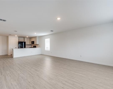 9104 Grackle Place - Photo Thumbnail 4