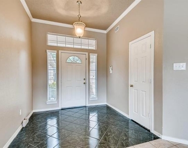 5930 River Bend Drive - Photo Thumbnail 4