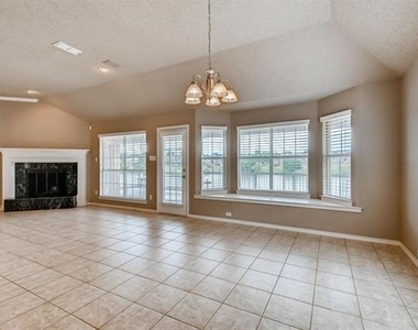 5930 River Bend Drive - Photo Thumbnail 12