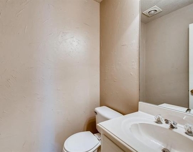 5930 River Bend Drive - Photo Thumbnail 17