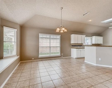 5930 River Bend Drive - Photo Thumbnail 9